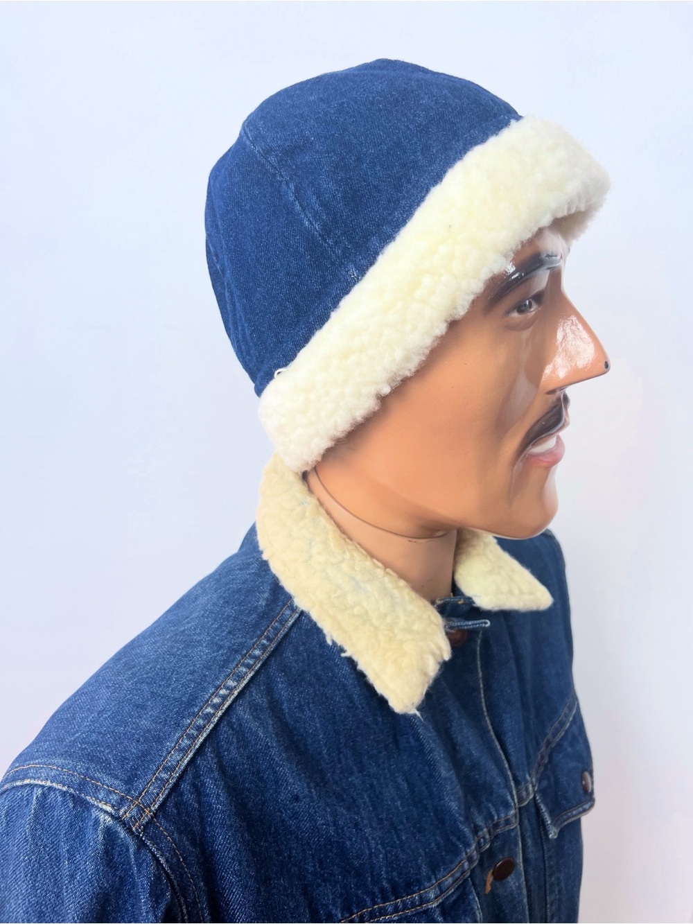 Vintage 90’s to Y2K ARLIN 6 Panel Dark Denim Sherpa Lined Beanie Skull Cap